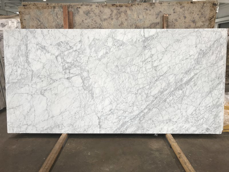 WHITE CARRARA HONED